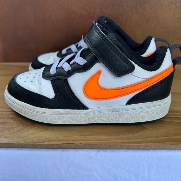 Nike Black and Orange Sneakers with Classic Swoosh - Picture 3 of 7